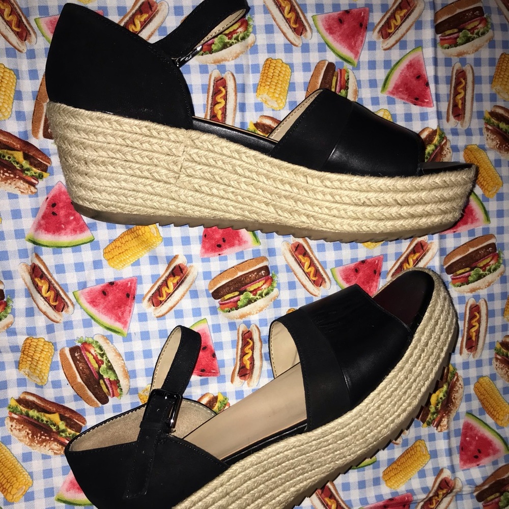 Platform sandals